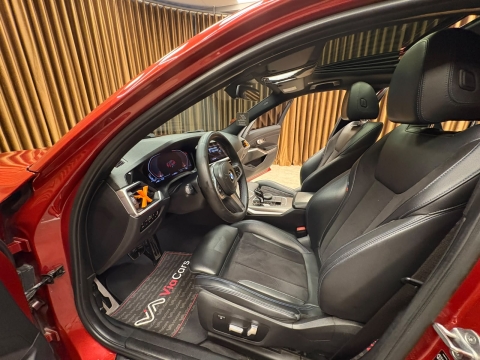 BMW 320İ FİRST EDİTİON M SPORT K.KARTINA 12 TAKSİT %18 ORAN