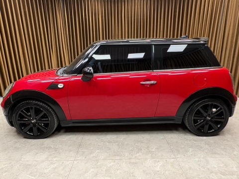 MİNİ COOPER 1.6 TÜRKİYE PAKETİ OTOMATİK 2007 MODEL 12 TAKSİT