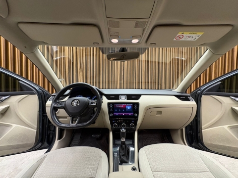 SKODA OCTAVİA 1.6 TDI STYLE OTOMATİK 2017 MODEL 12 TAKSİT