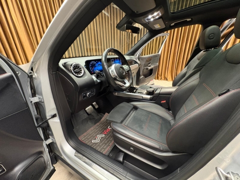 MERCEDES-BENZ GLB 200 AMG+ 4 MATİC CAM TAVAN HATASIZ 12 TAKSİT