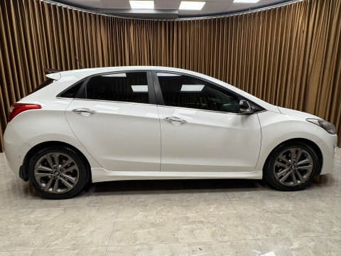 HYUNDAİ İ30 ELİTE CAM TAVAN 12 TAKSİT