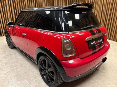 MİNİ COOPER 1.6 TÜRKİYE PAKETİ OTOMATİK 2007 MODEL 12 TAKSİT