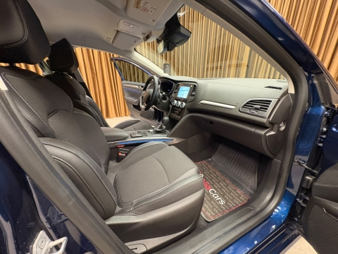 RENAULT MEGANE 1.3 TCe İCON HATASIZ BOYASIZ 2026 MODEL 12 TAKSİT