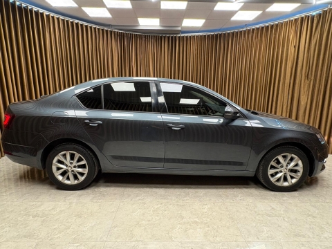 SKODA OCTAVİA 1.6 TDI STYLE OTOMATİK 2017 MODEL 12 TAKSİT