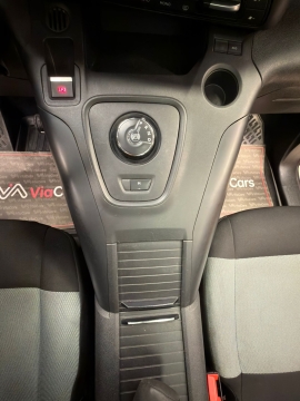 CİTROEN BERLİNGO 1.5 BLUEHDİ SHİNE CAM TAVAN HATASIZ 12 TAKSİT