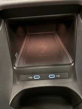 VOLKSWAGEN ID 4 PURE 2025 MODEL CAM TAVAN HATASIZ 12 TAKSİT