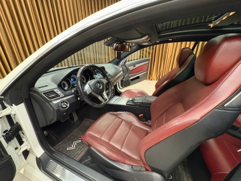 MERCEDES-BENZ E250 COUPE AMG ISITMA/SOĞUTMA İÇİ KIRMIZI 12 TAKSİT