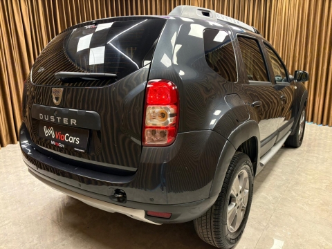 DACİA DUSTER 1.5 DCI 4X2 LAUERATE OTOMATİK HATASIZ 12 TAKSİT