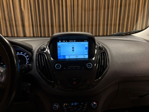 FORD TOURNEO COURİER 1.5 TDCİ TİTANİUM PLUS 12 TAKSİT