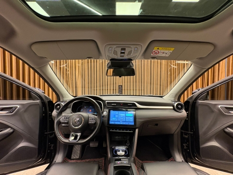 MG ZS EV LUXURY ELEKTİRİKLİ CAM TAVAN HATASIZ 12 TAKSİT