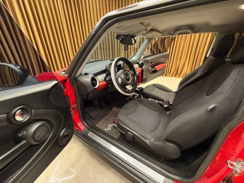 MİNİ COOPER 1.6 TÜRKİYE PAKETİ OTOMATİK 2007 MODEL 12 TAKSİT