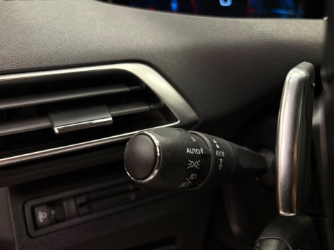 PEUGEOT 3008 1.6 BLUEHDİ ACTİVE SKYPACK CAM TAVAN HATASIZ 12TKST