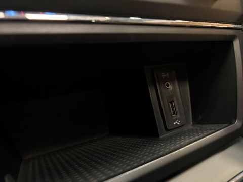 SEAT LEON 1.2 TSI STYLE OTOMATİK CAM TAVAN 12 TAKSİT