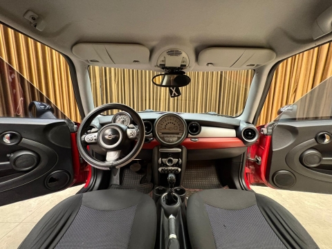 MİNİ COOPER 1.6 TÜRKİYE PAKETİ OTOMATİK 2007 MODEL 12 TAKSİT