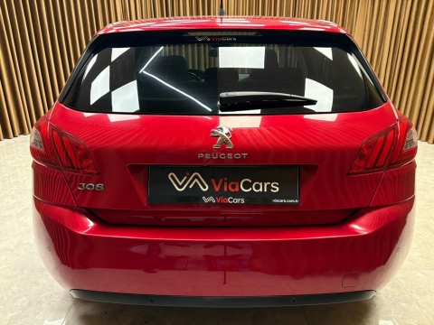 PEUGEOT 1.2 PURETECH ALLURE CAM TAVAN OTOMATİK 12 TAKSİT