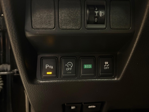 NİSSAN QASHQAİ 1.2 DIG-T SKY PACK CAM TAVAN HATASIZ 12 TAKSİT