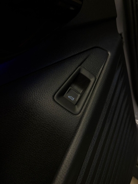 VOLKSWAGEN ID 4 PURE 2025 MODEL CAM TAVAN HATASIZ 12 TAKSİT