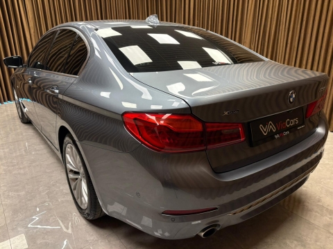 BMW 530İ XDRİVE LUXURY LİNE XDRİVE HATASIZ BOYASIZ 12 TAKSİT