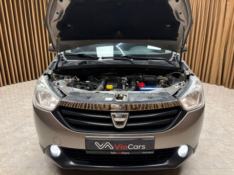 DACİA LODGY 1.5 DCI LAUREATE 7 KİŞİLİK HATASIZ 12 TAKSİT