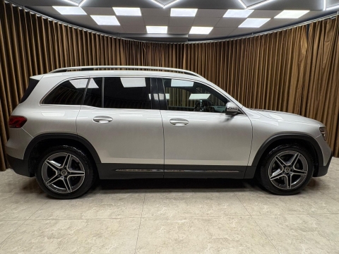 MERCEDES-BENZ GLB 200 AMG+ 4 MATİC CAM TAVAN HATASIZ 12 TAKSİT