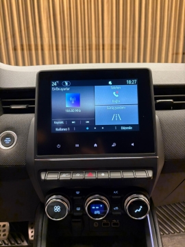 RENAULT CLİO 1.0 TCE TECHNO ESPRİT ALPİNE HATASIZ 12 TAKSİT