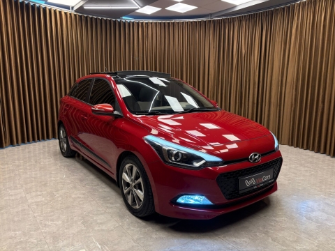 HYUNDAİ İ20 1.4 MPİ ELİTE OTOMATİK CAM TAVAN HATASIZ 12 TAKSİT