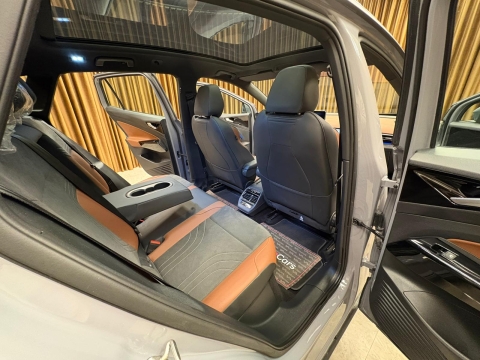 VOLKSWAGEN ID 4 PURE 2025 MODEL CAM TAVAN HATASIZ 12 TAKSİT