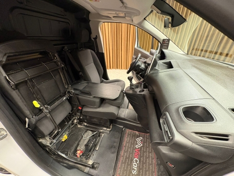 PEUGEOT PARTNER 1.5 BLUEHDİ COMFORT ÇİFT SÜRGÜ HATASIZ BOYASIZ
