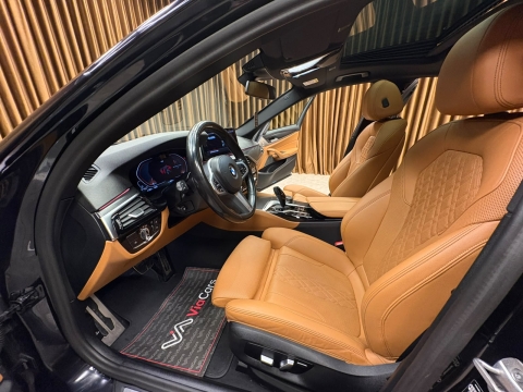 BMW 520İ 50th Year M Editon İÇİ TABA/LAZER K.KARTINA 12 TAKSİT