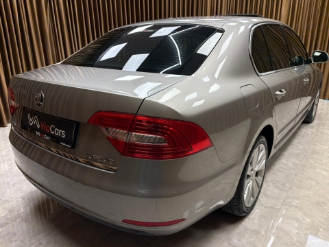 SKODA SÜPERB 1.6 TDI ELEGANCE SUNROOF 4KOLTUK ISITMA 12 TAKSİT