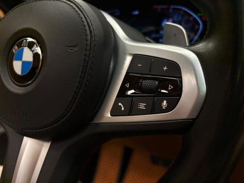 BMW 520İ SPECİAL EDİTİON M SPORT HATASIZ BOYASIZ 12 TAKSİT