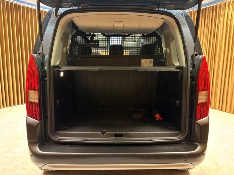 PEUGEOT RİFTER 1.5 BLUEHDI GT CAM TAVAN HATASIZ BOYASZ 12 TAKSİT