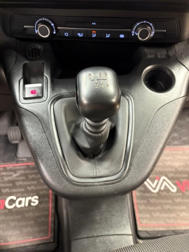 PEUGEOT PARTNER 1.5 BLUEHDİ COMFORT ÇİFT SÜRGÜ HATASIZ BOYASIZ