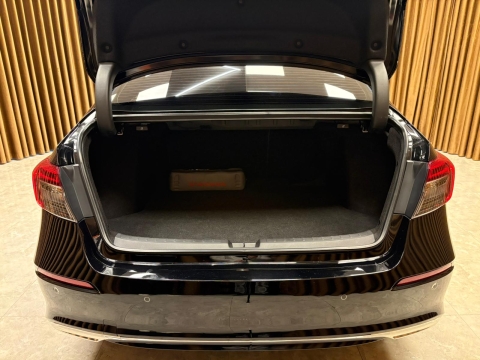 HONDA CİVİC 1.5VTEC ELEGANCE PLUS HATASIZ BOYASIZ 12 TAKSİT