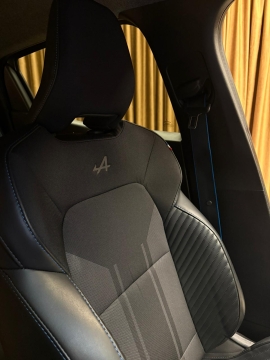 RENAULT CLİO 1.0 TCE TECHNO ESPRİT ALPİNE HATASIZ BOYASIZ