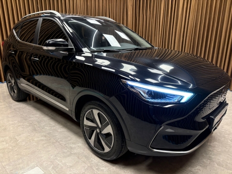 MG ZS EV LUXURY ELEKTİRİKLİ CAM TAVAN HATASIZ 12 TAKSİT