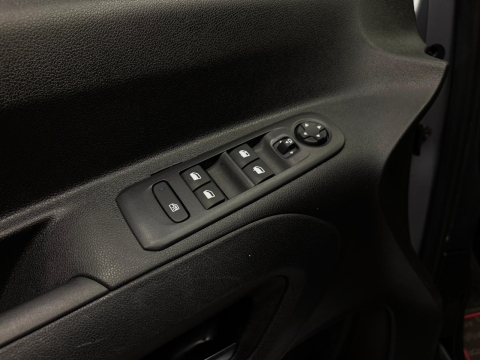 OPEL COMBO 1.5 CDTI ENJOY OTOMATİK HATASIZ BOYASIZ 12 TAKSİT