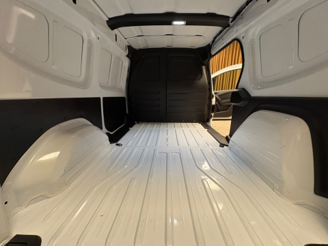 RENAULT KANGOO 1.5 BLUEDCİ Equilibre %20 FATURA K.KARTINA 12TKST