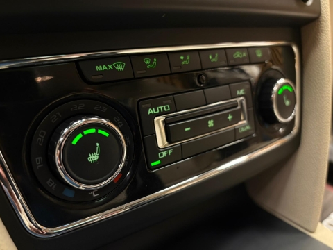 SKODA SÜPERB 1.6 TDI ELEGANCE SUNROOF 4KOLTUK ISITMA 12 TAKSİT