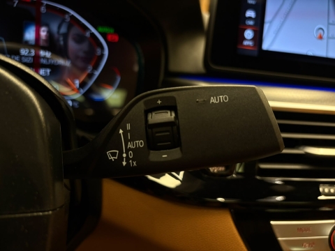 BMW 520İ SPECİAL EDİTİON M SPORT HATASIZ BOYASIZ 12 TAKSİT