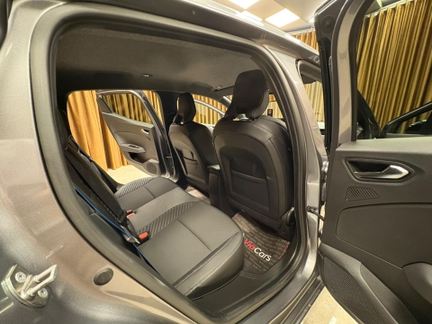 RENAULT CLİO 1.0 TCE TECHNO ESPRİT ALPİNE HATASIZ BOYASIZ