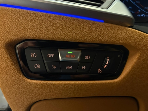 BMW 3.20İ FİRST EDİTİON LUXURY LİNE İÇİ TABA HATASIZ 12 TAKSİT