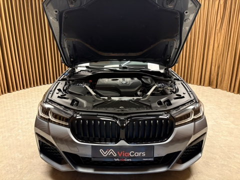 BMW 520İ SPECİAL EDİTİON M SPORT HATASIZ BOYASIZ 12 TAKSİT