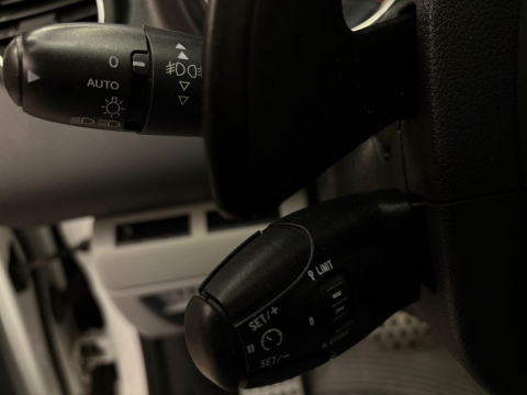PEUGEOT 3008 1.6 E-HDİ ALLURE CAM TAVAN OTOMATİK HATASIZ 12 TKST